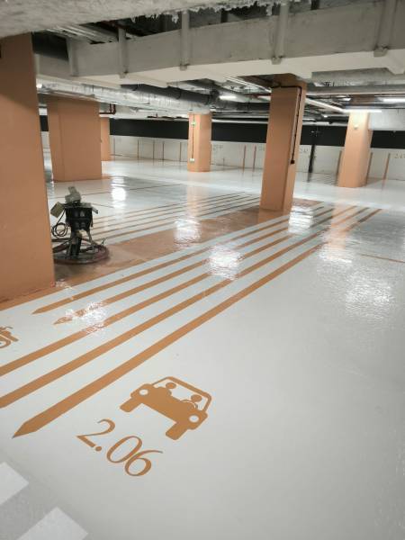 Intervention PARC NET SERVICES pour nettoyer un parking intérieur à Paris 12ème dans le 75