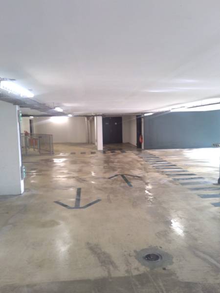 Nettoyage du parking intérieur d'une copropriété à Paris 8ème dans le 75