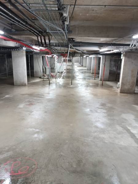 Nettoyage professionnel et remise en état d'un parking souterrain après un dégât des eaux à Paris 75009 