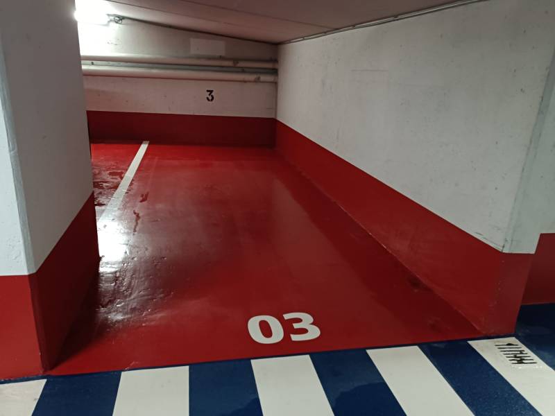 Nettoyage d'un parking souterrain avec la location d'une autolaveuse avec chauffeur à Paris 75010